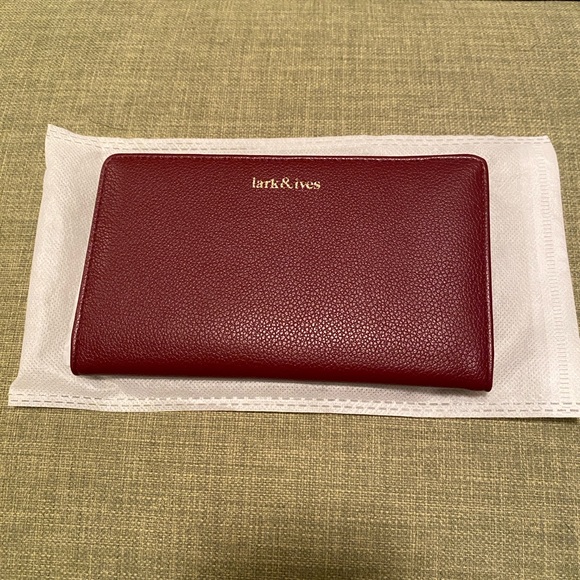 Wallet - Picture 1 of 2